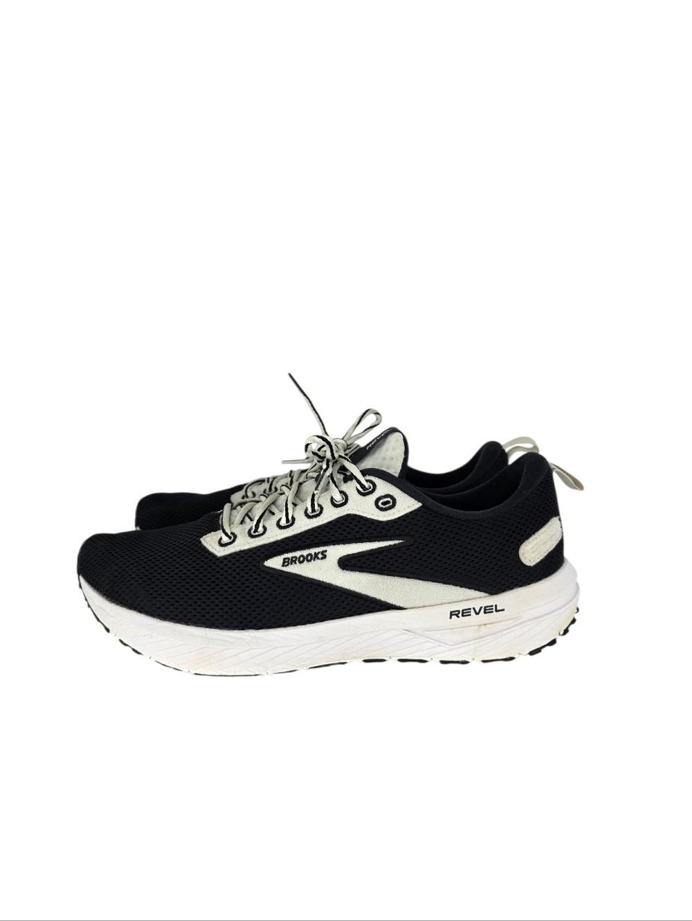 Brooks Revel 6 Black‎ White Running Shoes Athletic 1103981D087 Men’s Size 12 D